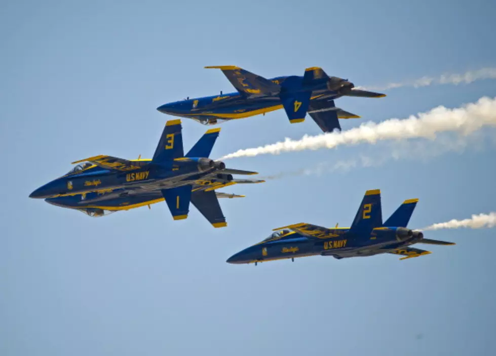 Exclusive: RARE Footage of the Blue Angels at the Owensboro Air Show – Relive the Thrills!
