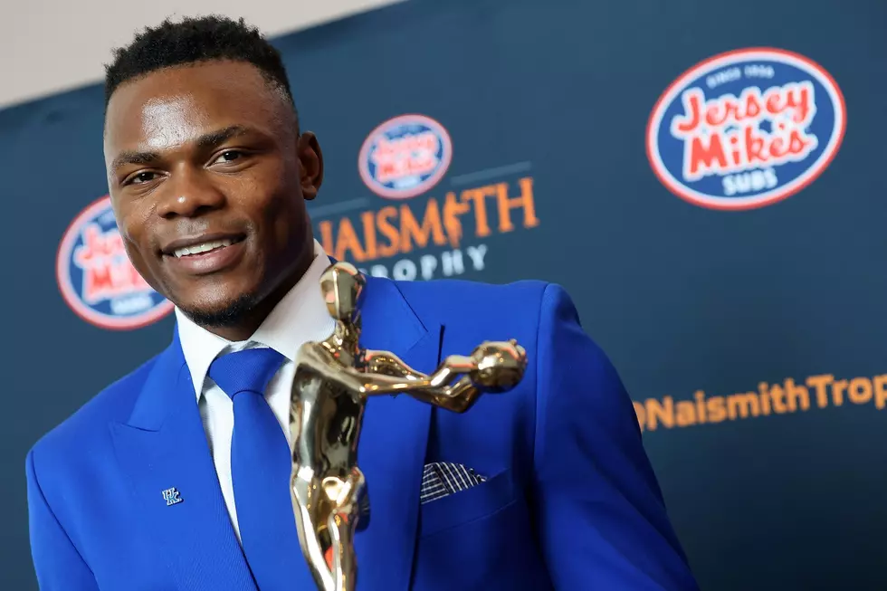Oscar Tshiebwe, Unanimous National Player of the Year, Returning to Kentucky